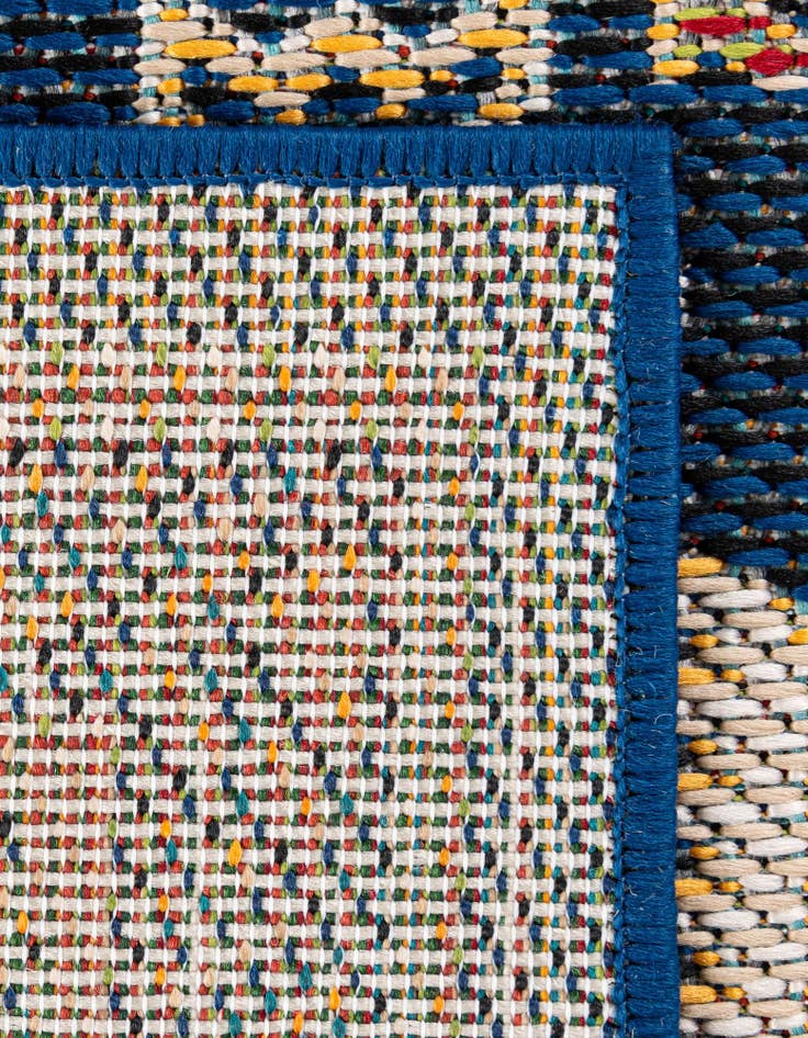 Detail image of 10' x 10' Easy-Clean Baja Indoor / Outdoor Square Rug