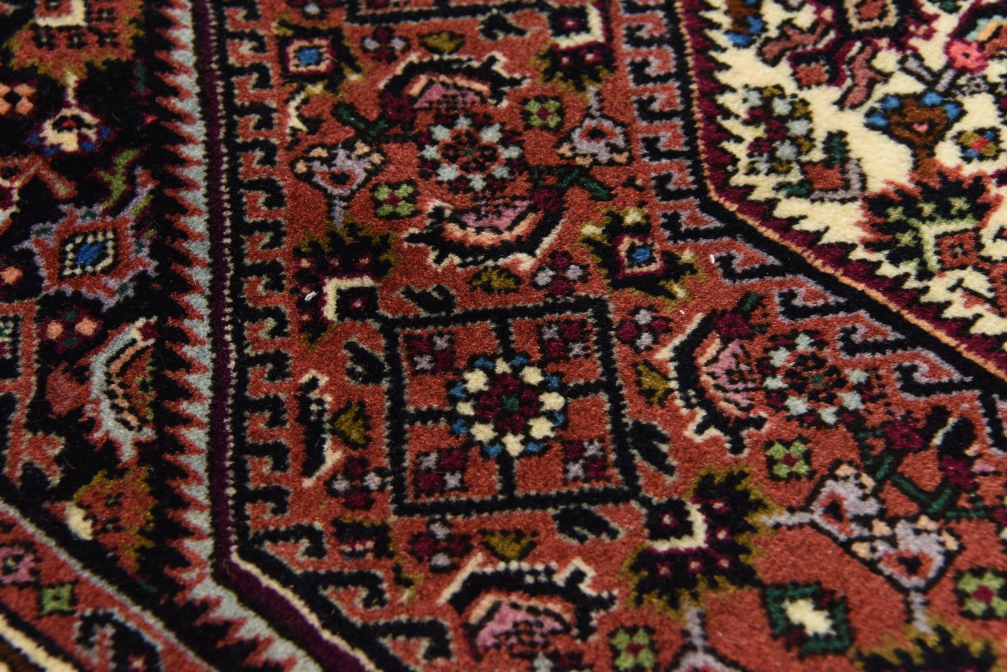 2' 7 x 3' 5 Hand Knotted Bidjar Persian Wool Square Rug