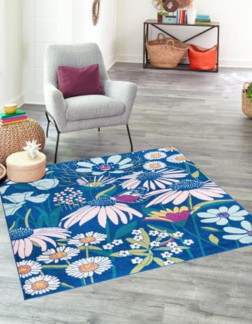 7' 10 x 7' 10 Bloom Square Rug