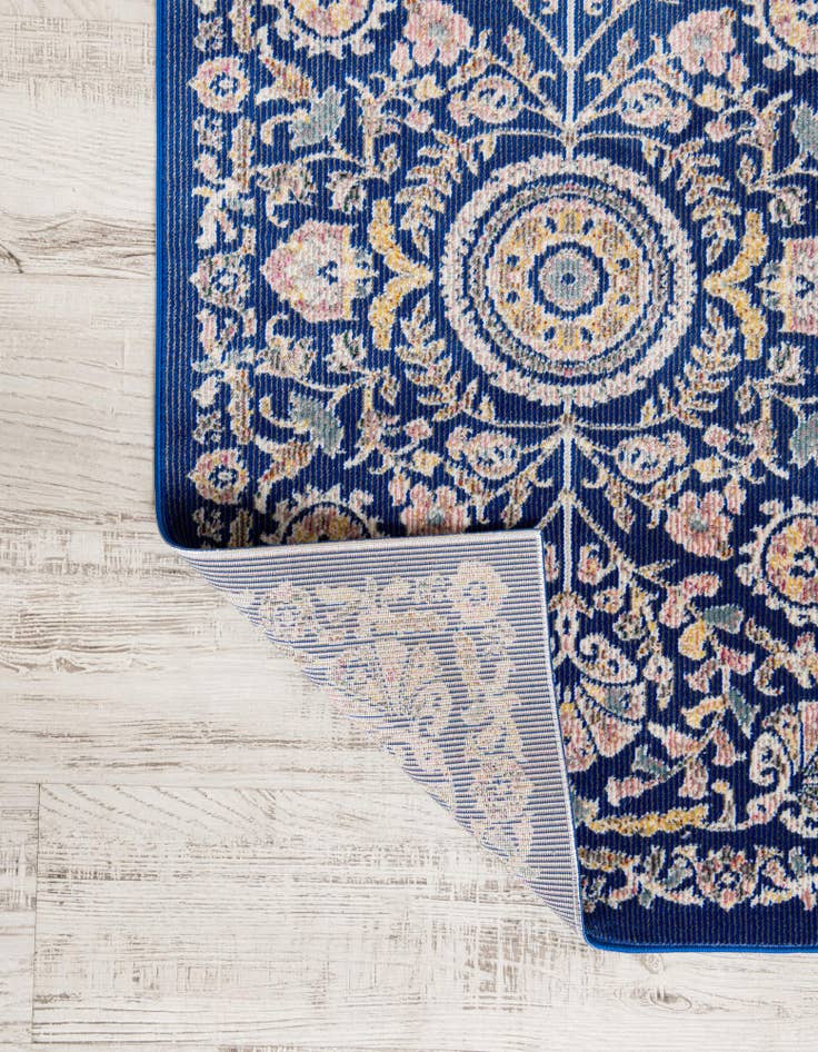 Detail image of 8' x 8' Blossom Square Rug