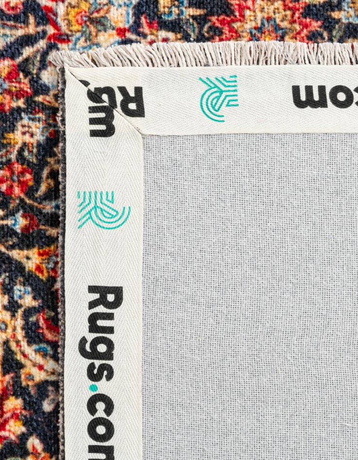Detail image of 7' 9 x 7' 9 Boutique Square Rug