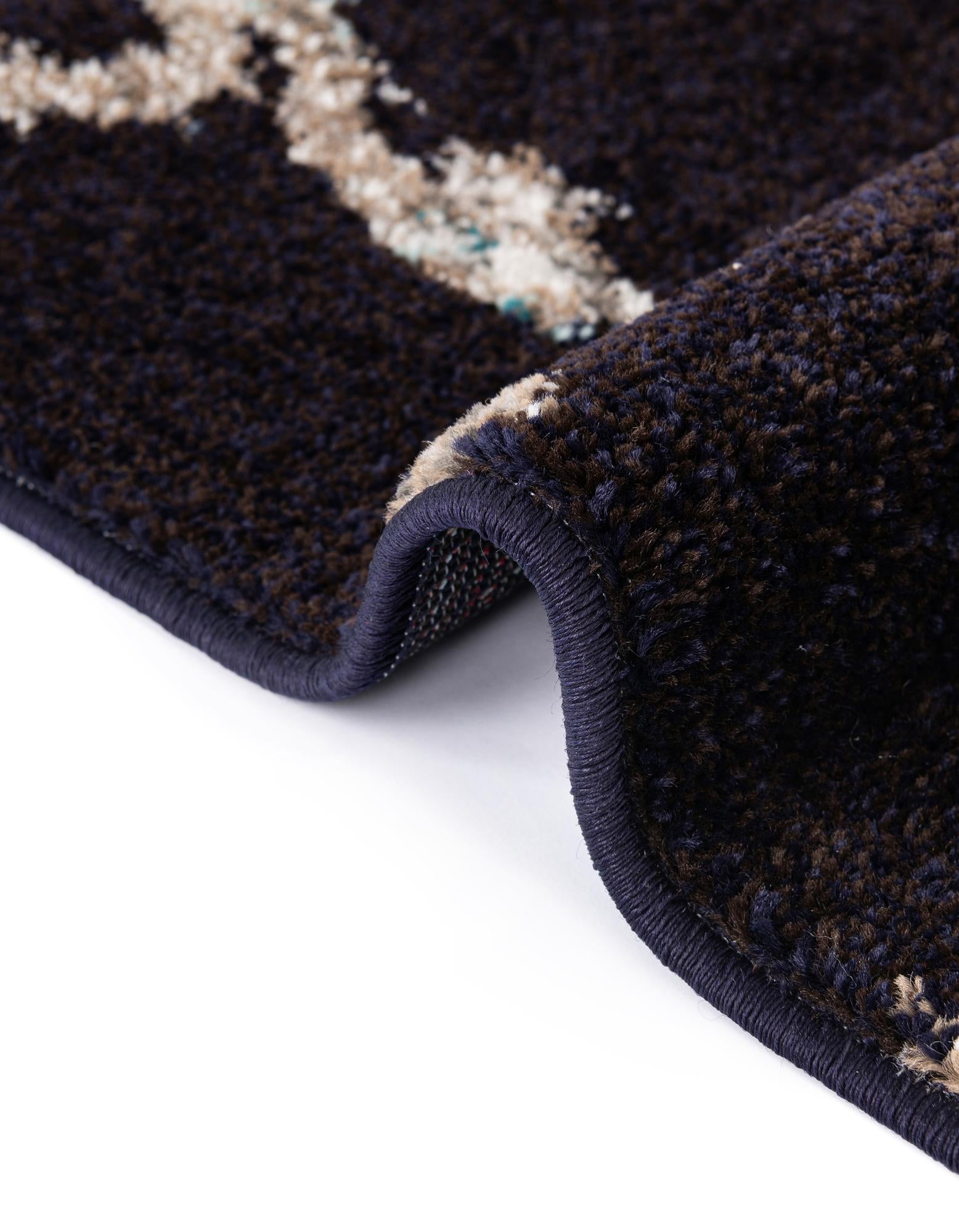 7' 10 x 7' 10 Carrington Square Rug
