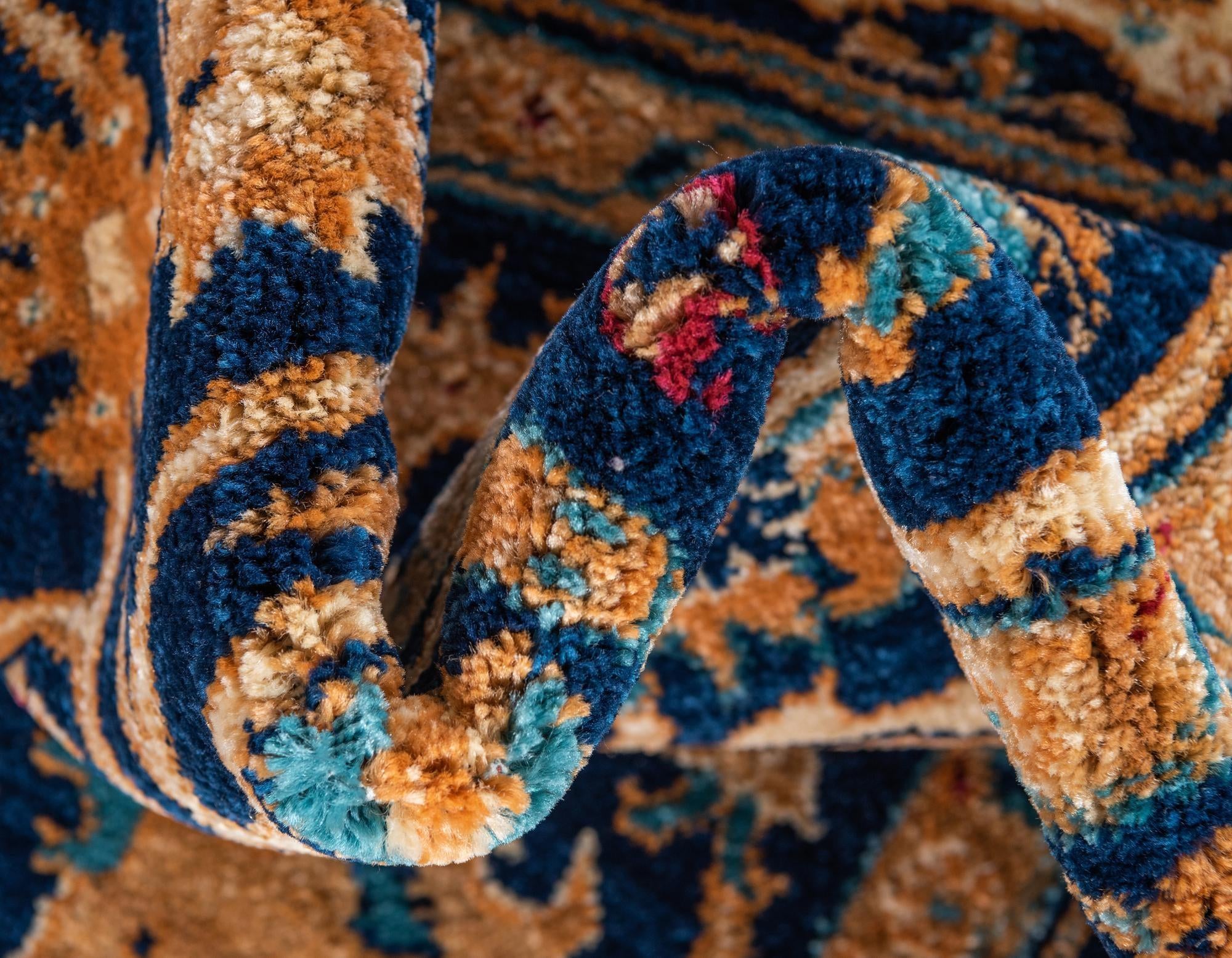 4' 5 x 4' 5 Charlestown Square Rug