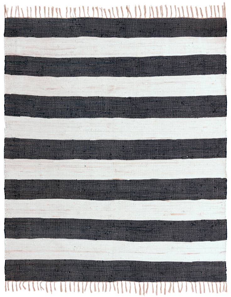 Detail image of 7' 10 x 7' 10 Hand Woven Chindi Rag Square Rug