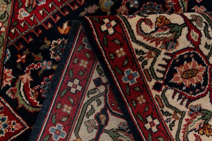 7' 5 x 8' 8 Hand Knotted Farahan Oriental Wool Square Rug