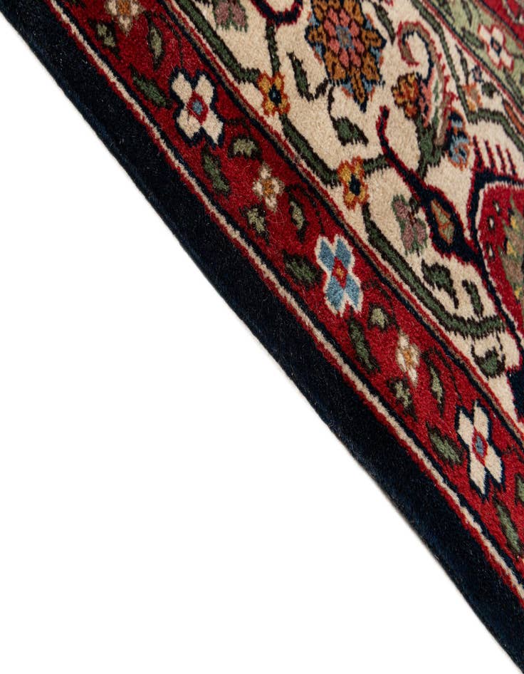 Detail image of 7' 5 x 8' 8  Hand Knotted Farahan Oriental Wool Square Rug