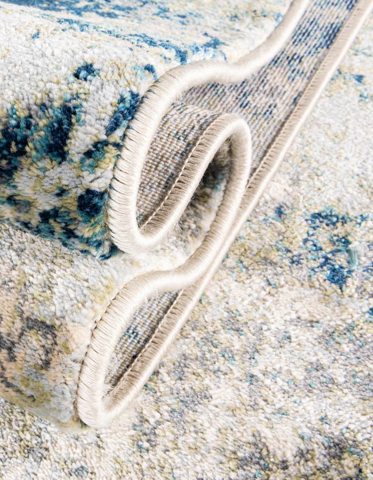 Detail image of 6' x 6' Gossamer Square Rug