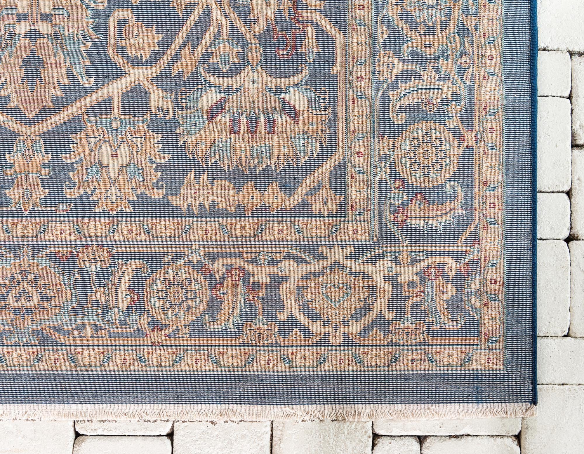4' 5 x 4' 5 Graham Square Rug