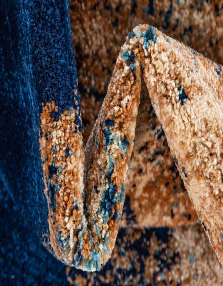 Detail image of 4' 5 x 4' 5 Graham Square Rug