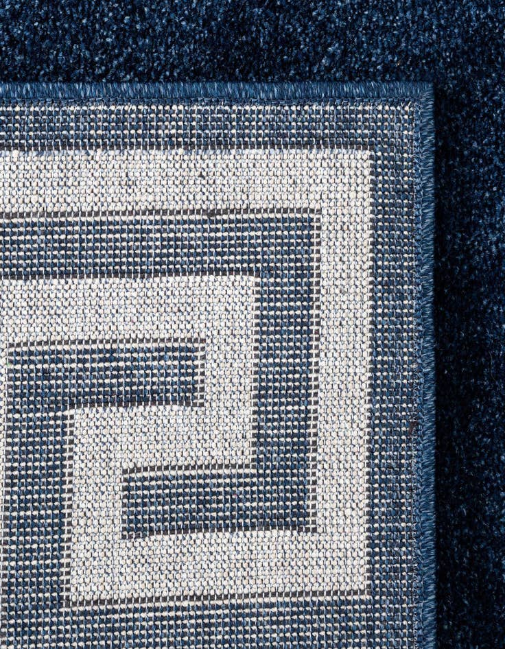 Detail image of 7' 10 x 7' 10 Greek Key Square Rug