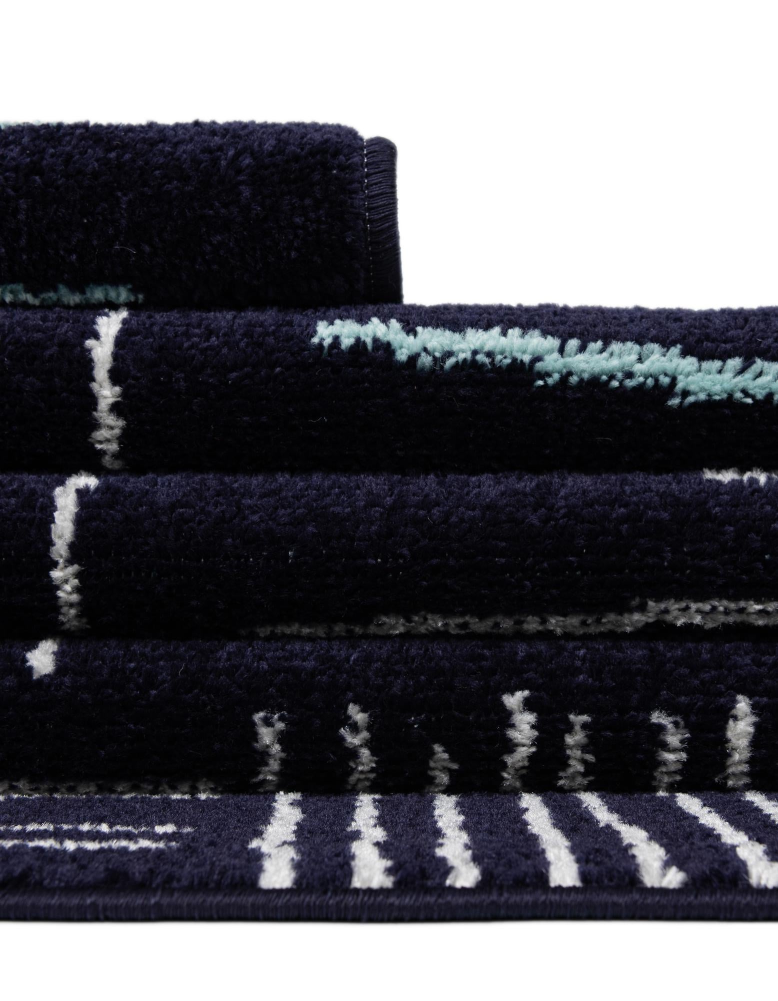 7' 10 x 7' 10 Hanahan Square Rug