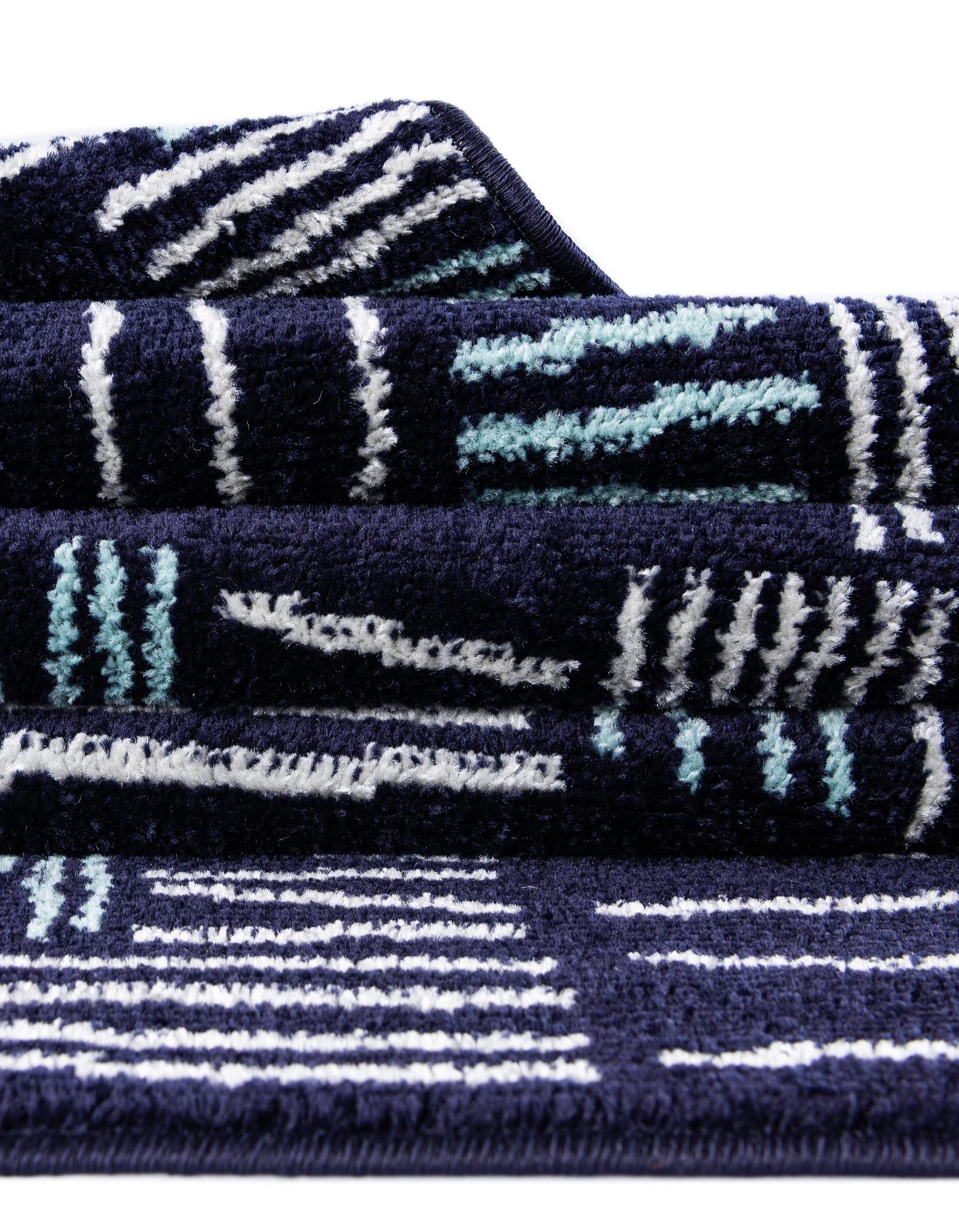 7' 10 x 7' 10 Hanahan Square Rug