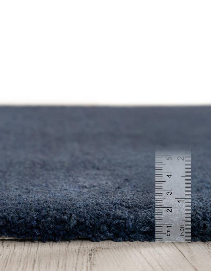 Detail image of 4' x 4' Handtufted Wool Square Rug