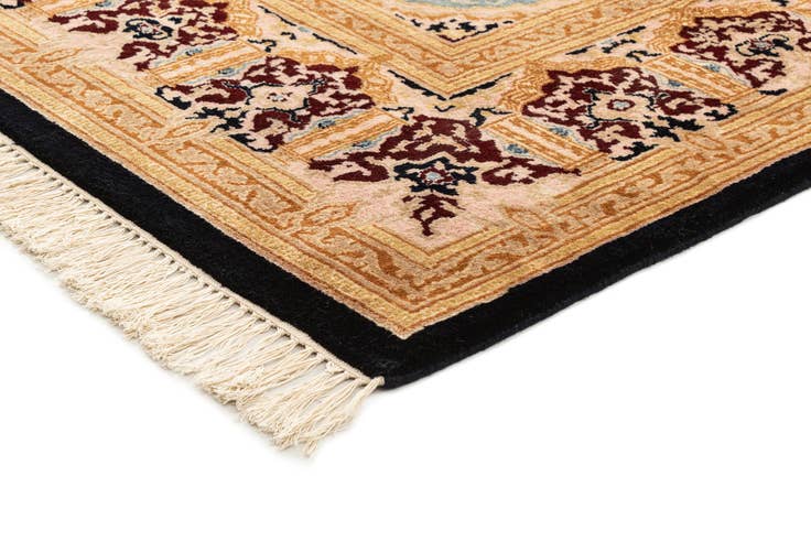 Detail image of 7' 10 x 8' 2 Kerman Wool Square Rug