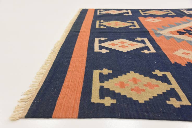 Detail image of 6' 6 x 6' 7 Hand Woven Kilim Dhurrie Wool Square Rug