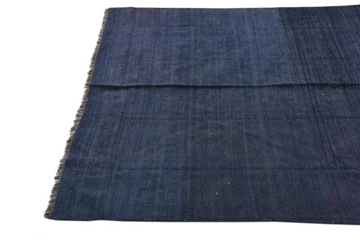 Detail image of 4' 3 x 4' 6 Hand Woven Kilim Modern Wool Square Rug