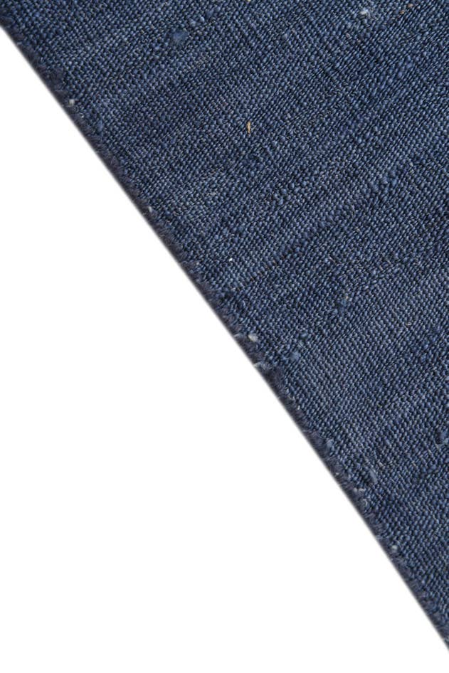 Detail image of 4' 3 x 4' 6 Hand Woven Kilim Modern Wool Square Rug