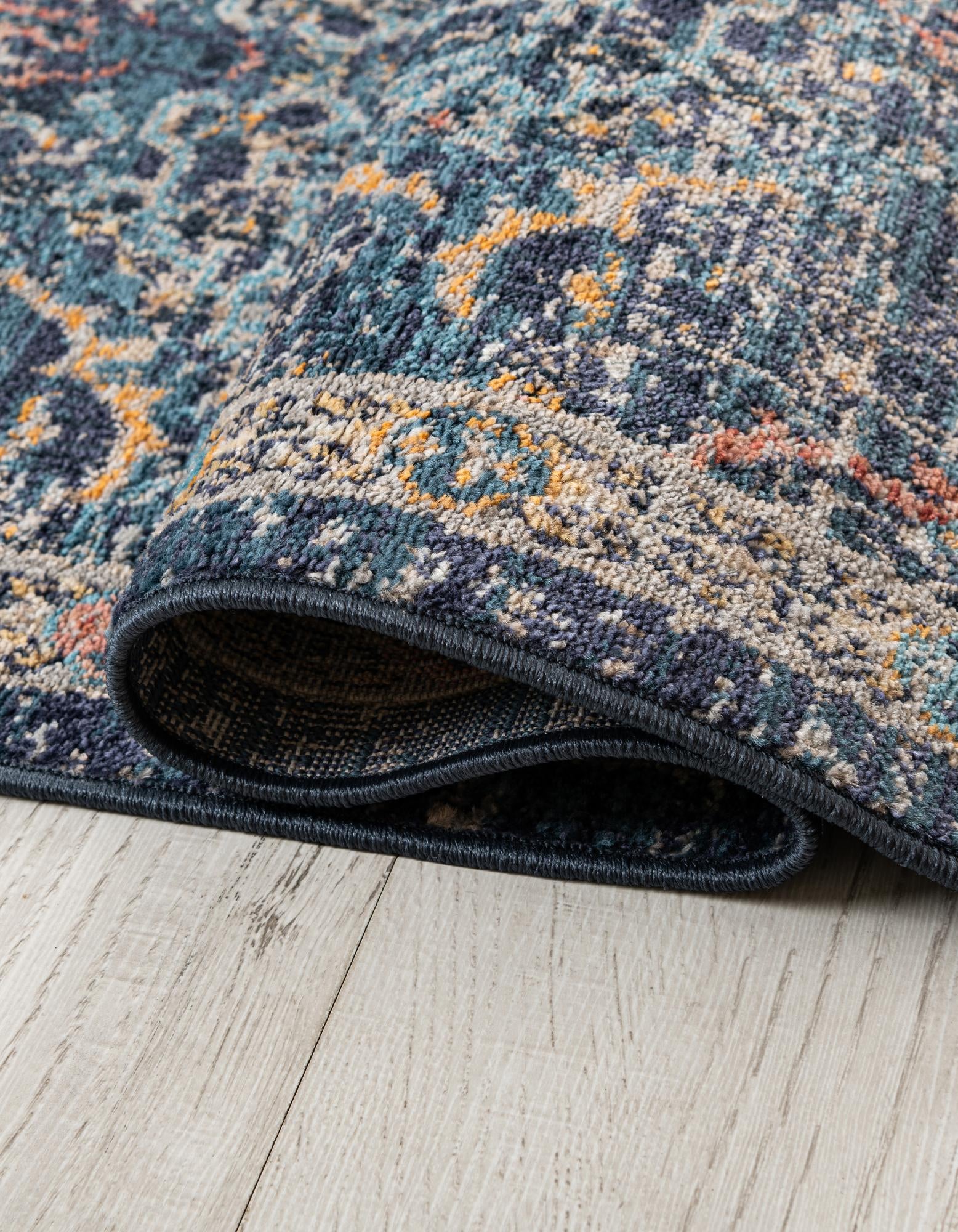 7' 10 x 7' 10 Lola Square Rug