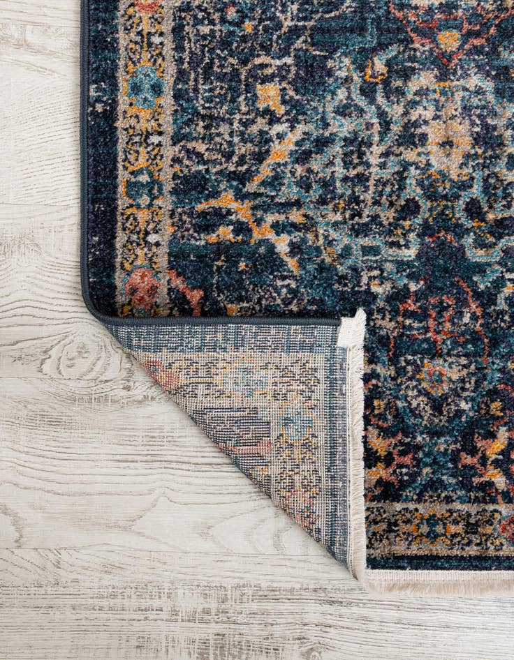 Detail image of 6' x 6' Lola Square Rug