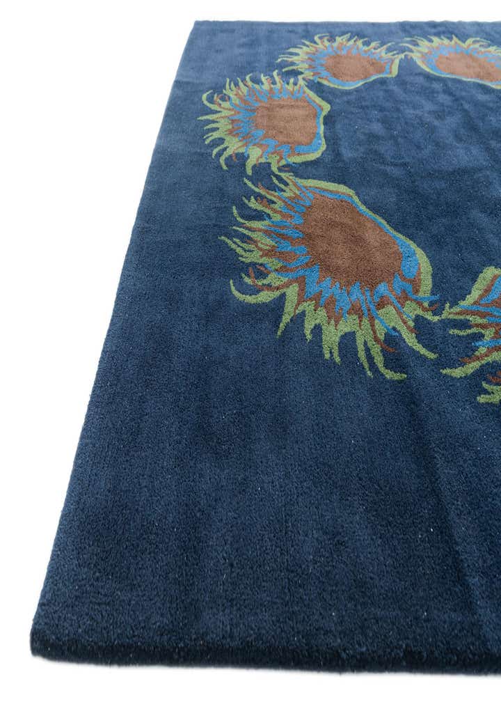 7' 5 x 7' 6 Luna Square Rug