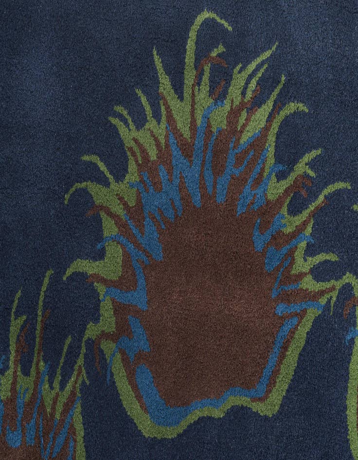 Detail image of 7' 5 x 7' 6 Luna Square Rug