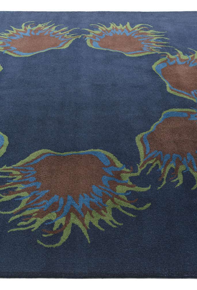 7' 5 x 7' 6 Luna Square Rug