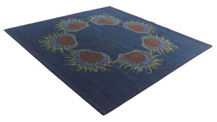 7' 5 x 7' 6 Luna Square Rug