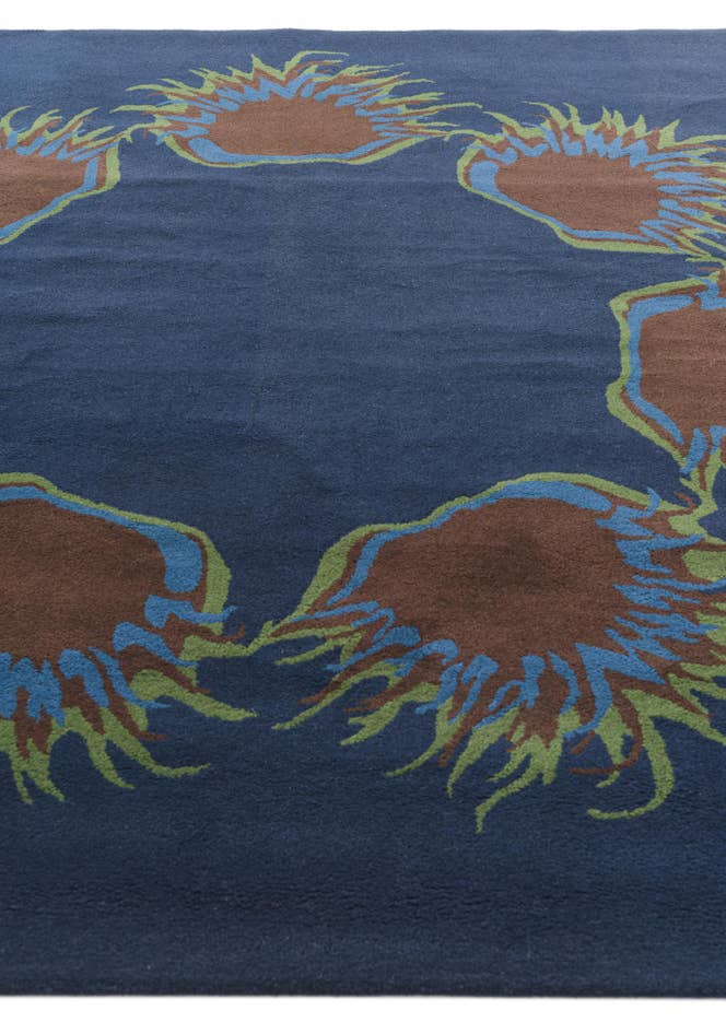 Detail image of 7' 5 x 7' 6 Luna Square Rug