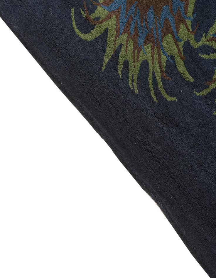 Detail image of 7' 6 x 7' 6 Luna Square Rug