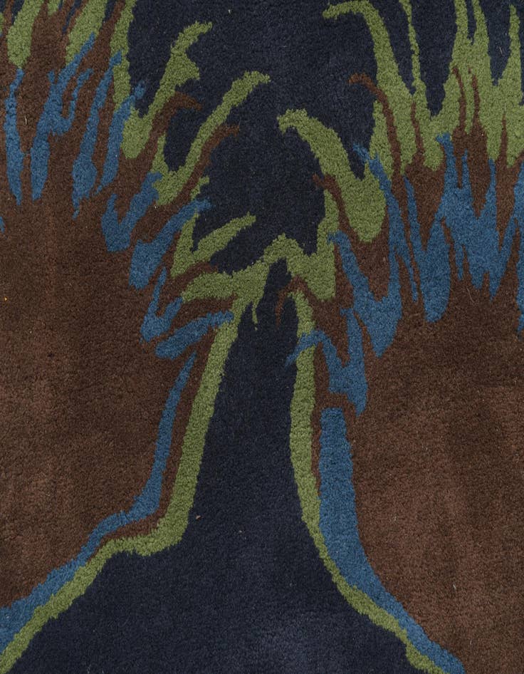 Detail image of 7' 6 x 7' 6 Luna Square Rug
