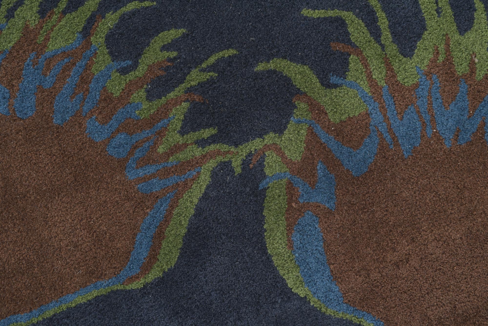 7' 6 x 7' 7 Luna Square Rug