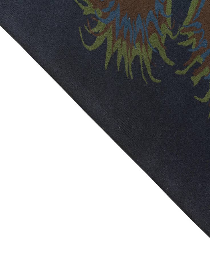 Detail image of 7' 7 x 7' 7 Luna Square Rug