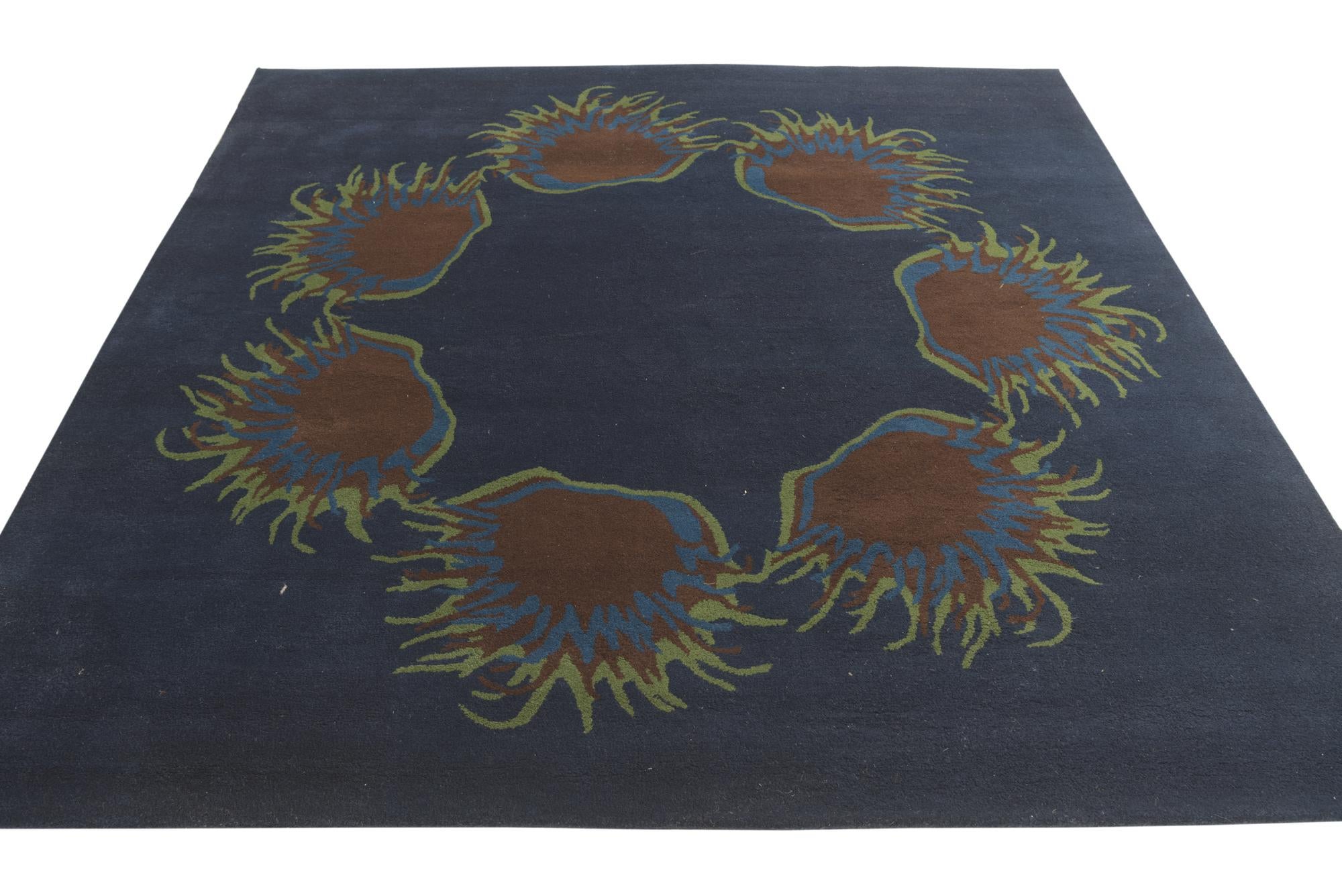7' 5 x 7' 7 Luna Square Rug