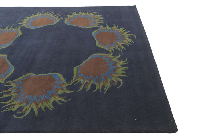 7' 6 x 7' 7 Luna Square Rug