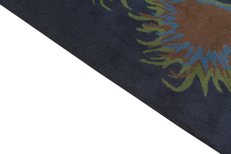 Detail image of 7' 6 x 7' 6 Luna Square Rug