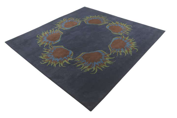 7' 7 x 7' 7 Luna Square Rug