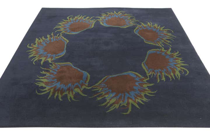7' 7 x 7' 7 Luna Square Rug