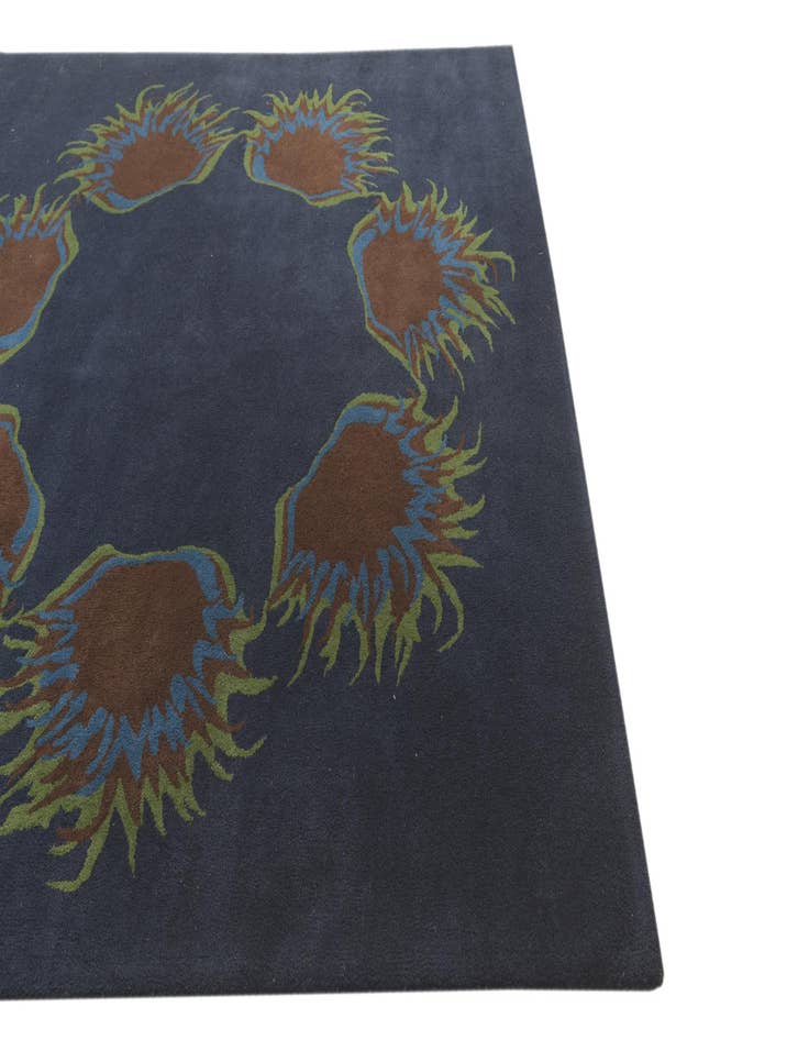 Detail image of 7' 7 x 7' 7 Luna Square Rug