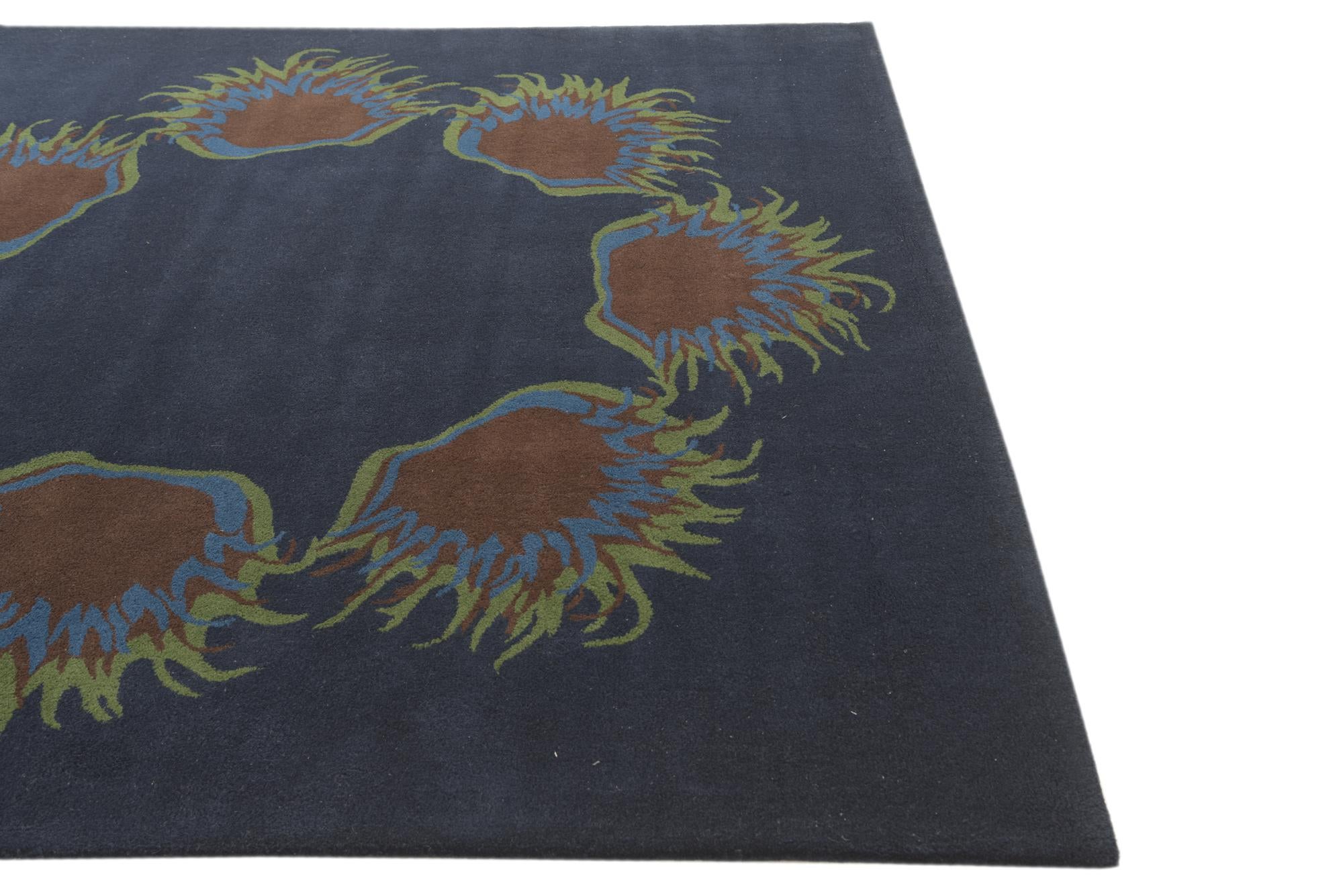 7' 4 x 7' 6 Luna Square Rug