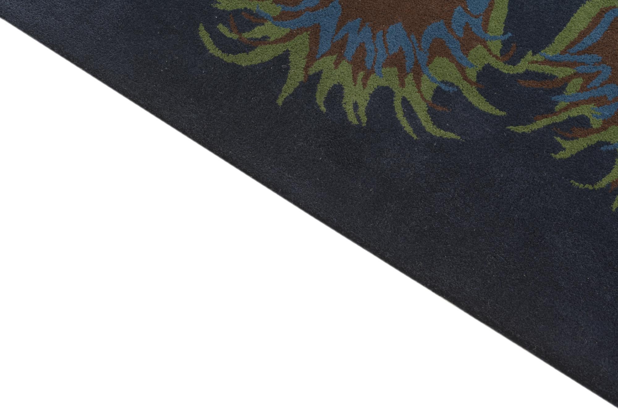 7' 4 x 7' 6 Luna Square Rug