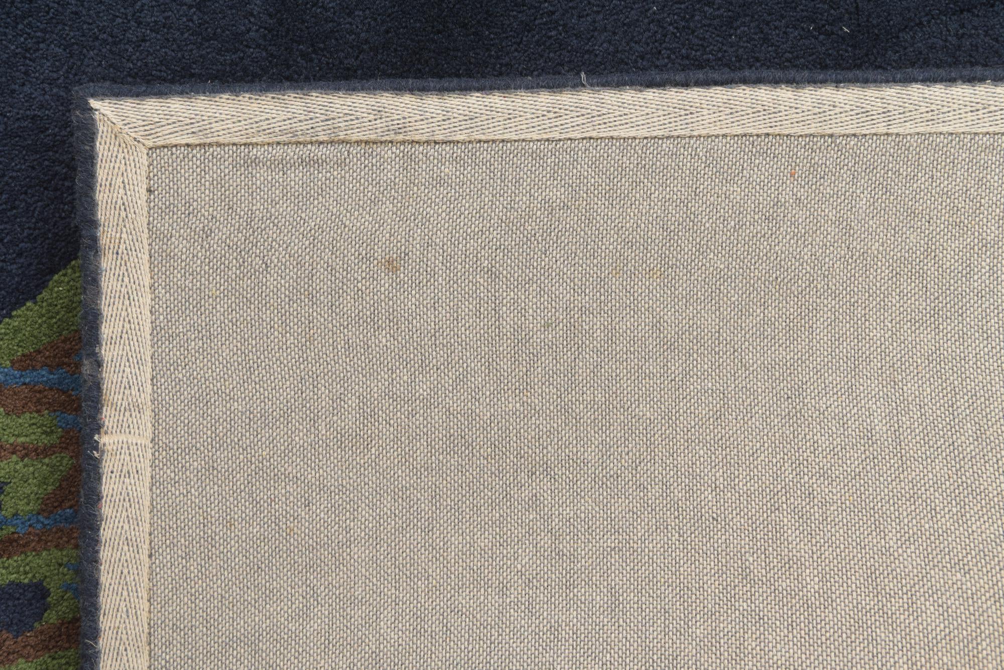 7' 5 x 7' 7 Luna Square Rug