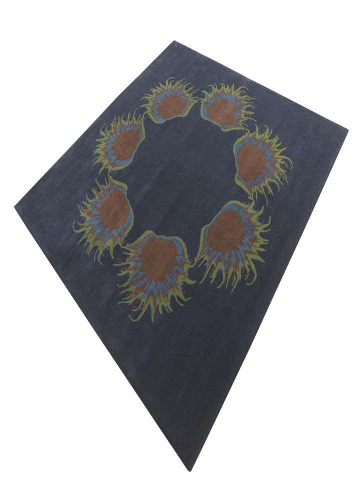 7' 5 x 7' 7 Luna Square Rug