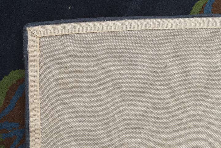 7' 6 x 7' 7 Luna Square Rug