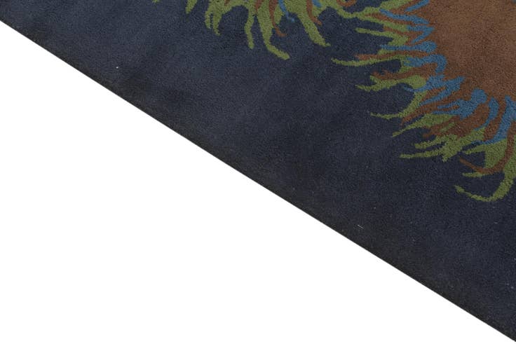 Detail image of 7' 6 x 7' 7 Luna Square Rug