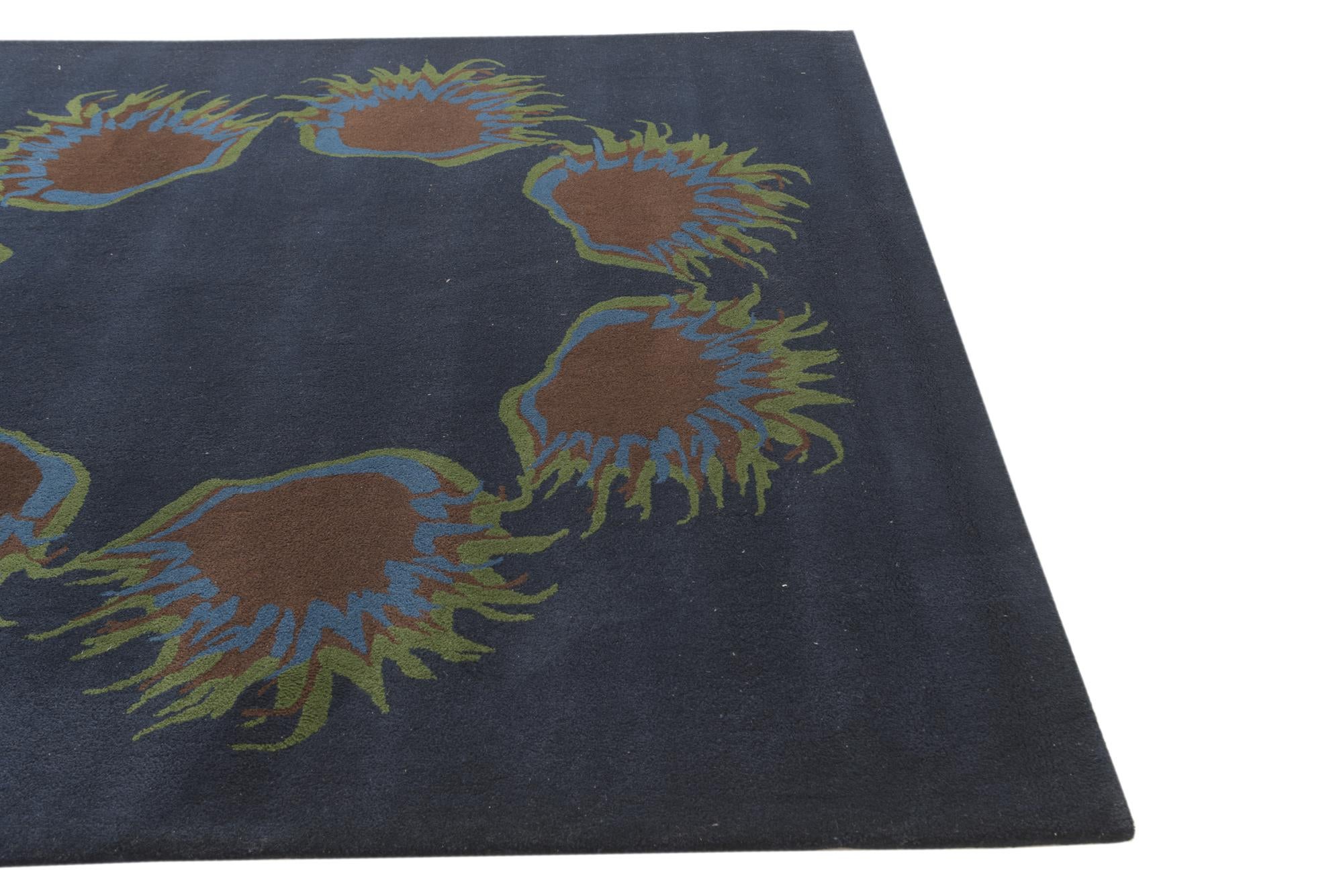 7' 6 x 7' 6 Luna Square Rug
