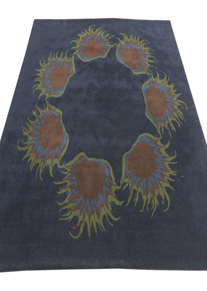 7' 5 x 7' 7 Luna Square Rug