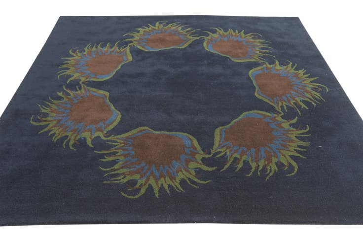 Detail image of 7' 5 x 7' 7 Luna Square Rug