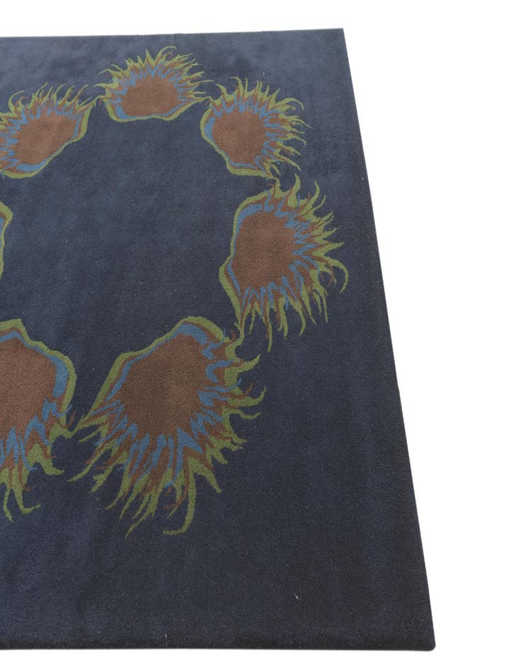 Detail image of 7' 5 x 7' 7 Luna Square Rug