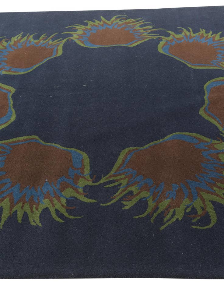 Detail image of 7' 5 x 7' 7 Luna Square Rug