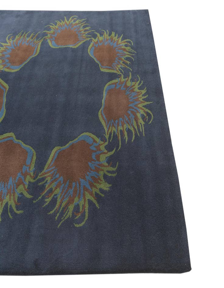 Detail image of 7' 6 x 7' 6 Luna Square Rug